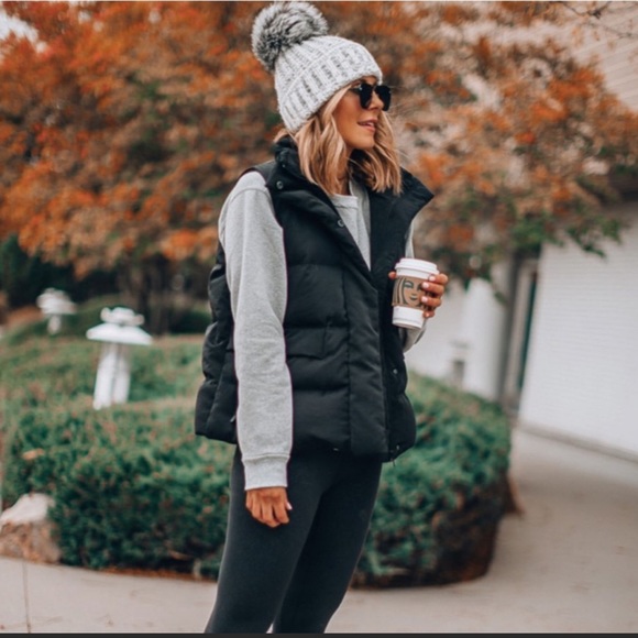 navy puffer vest for women